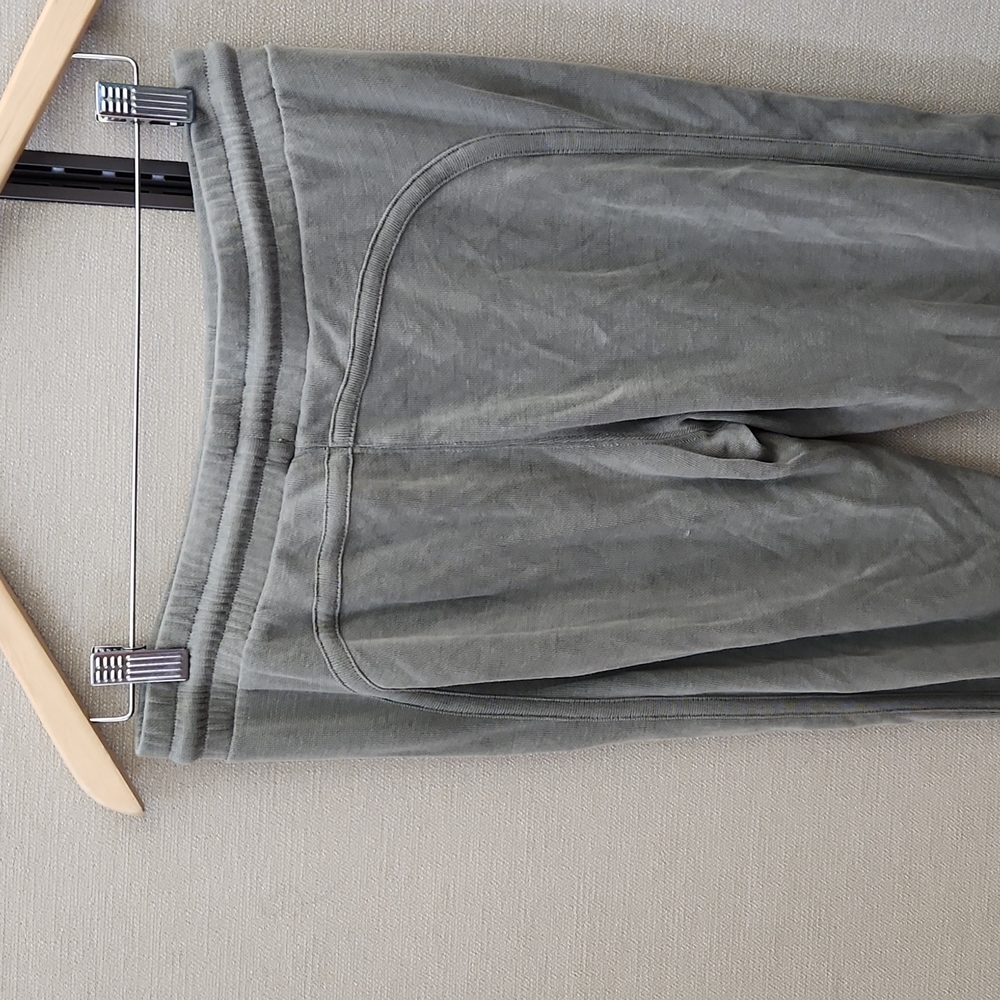 Fp Movement Back Into It Joggers Size Medium - image 5